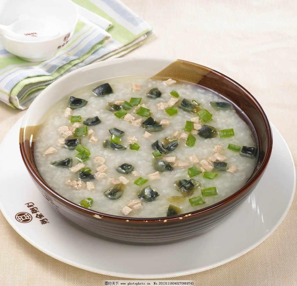 皮蛋瘦肉粥图片