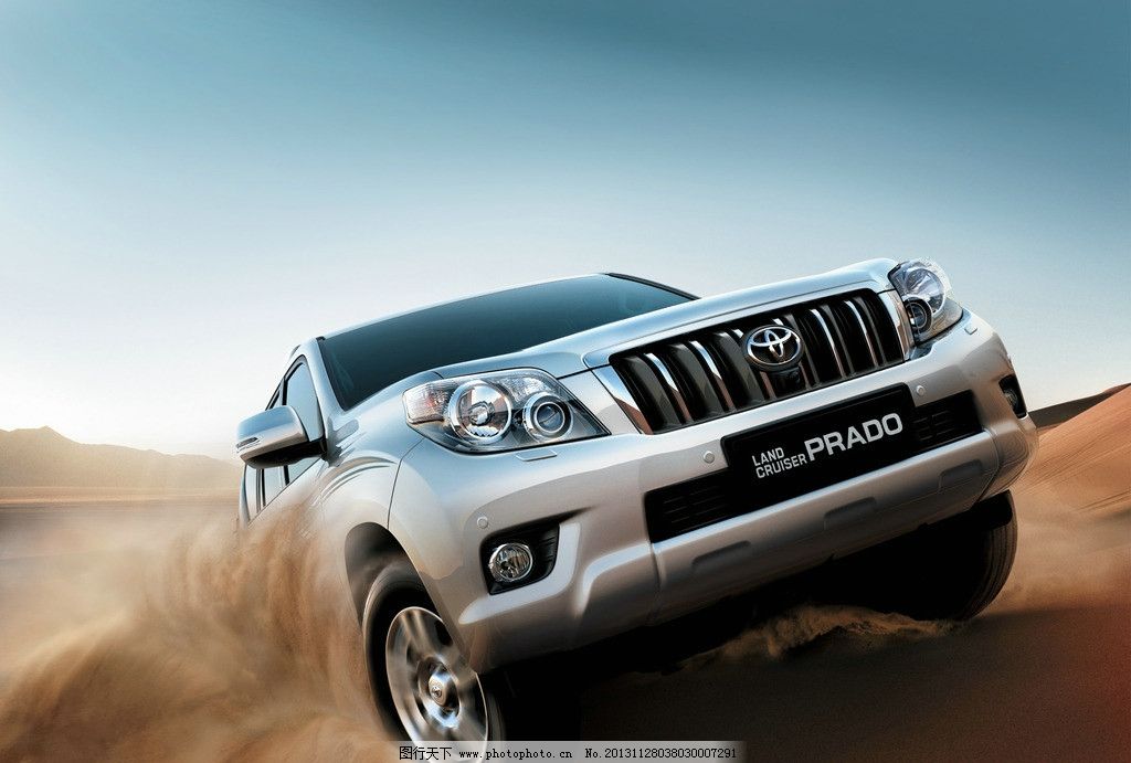 丰田单门越野车_丰田霸道 丰田越野车 日系车 摄影