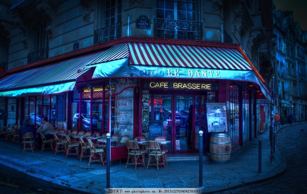 萨克斯与拉丁组合《走过咖啡屋》,表演单位:高