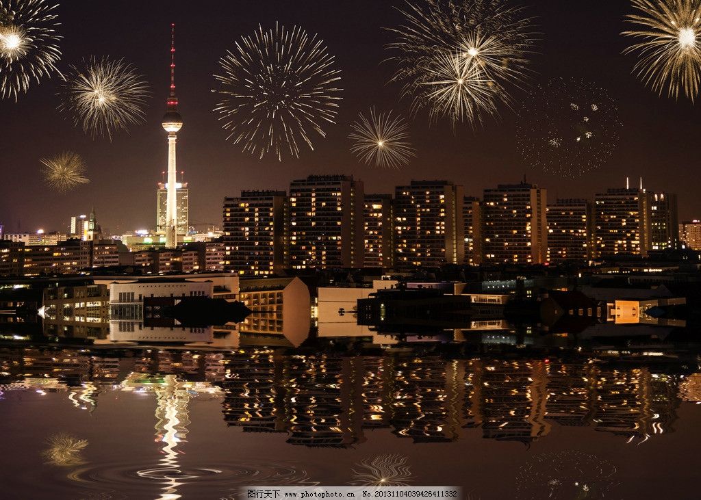 >> 文章內容 >> 城市夜景段落 描寫繁華的夜景的文段問:rt.